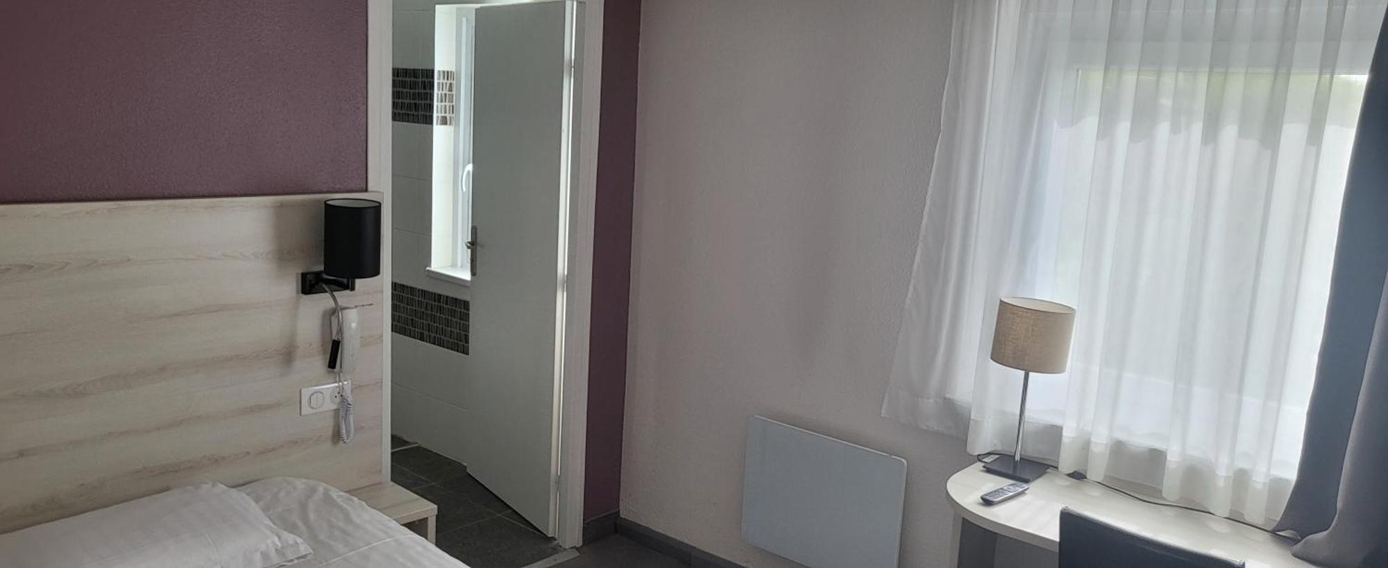 Kyriad Lille Est - Villeneuve d'Ascq Exterior foto